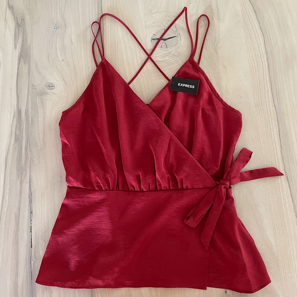 Express Top ✨NWT✨